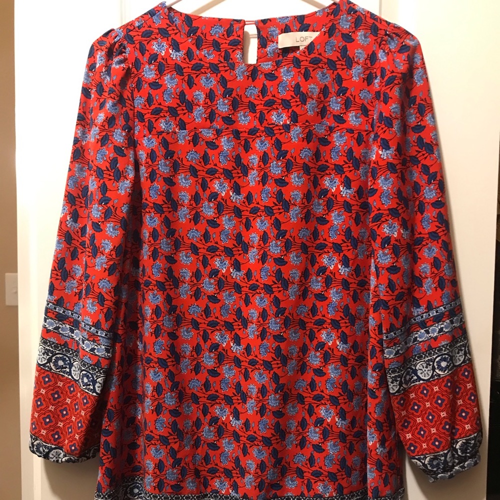 Loft shift dress with 3/4 sleeves. Light and breezy dress!